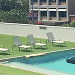 Cairns City Bed&Breakfast Homestay